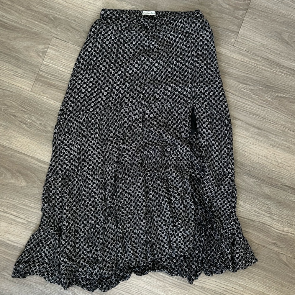 Abercrombie Black Patterned Skirt